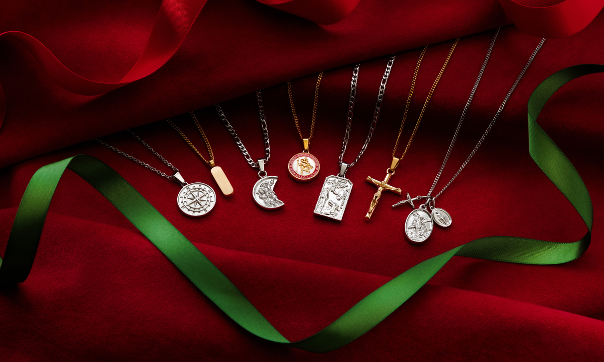 How to Gift Men's Jewellery