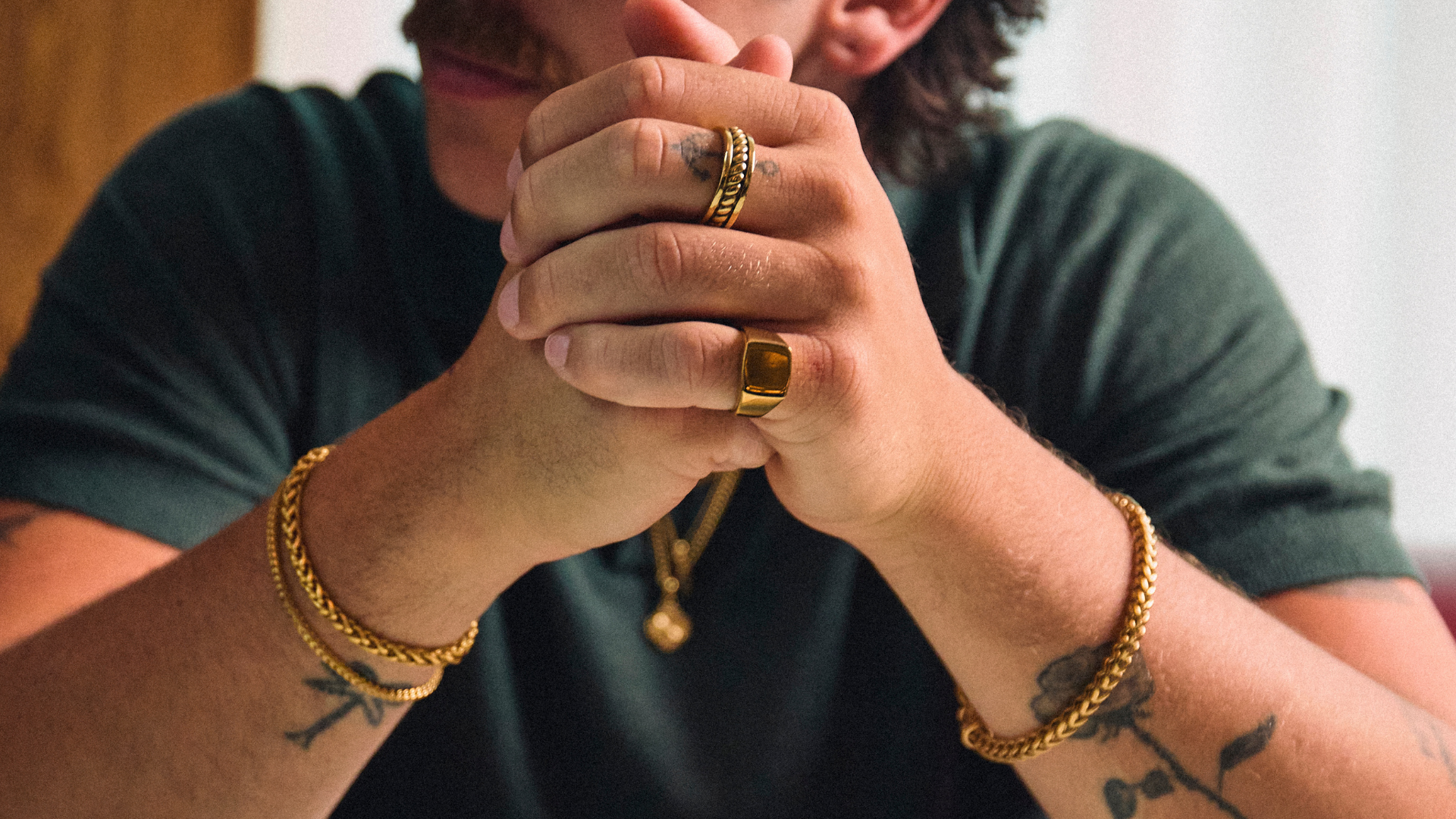 What Does a Pinky Ring Mean on a Man?
