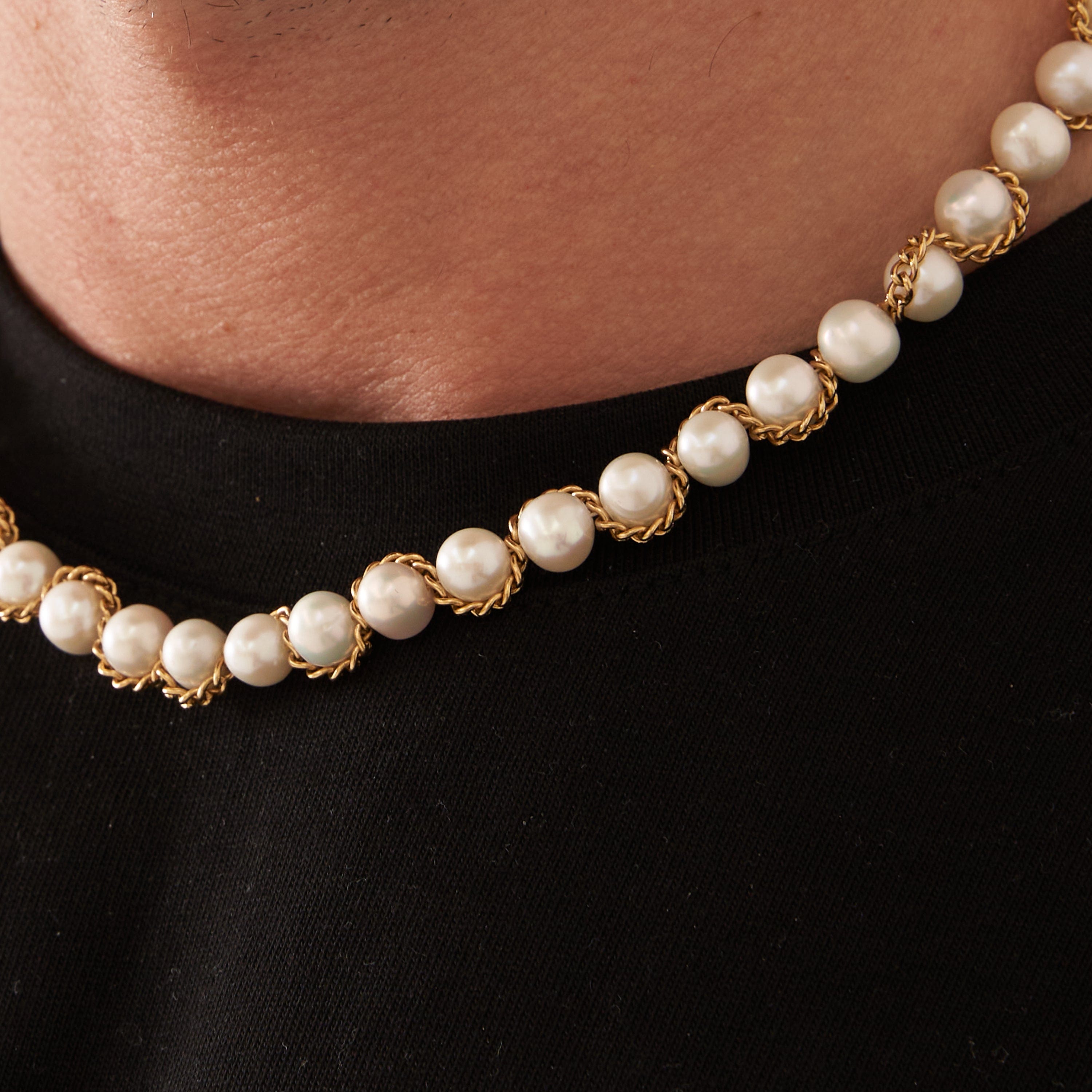 Collier en perles véritables enroulées en chaîne (or)