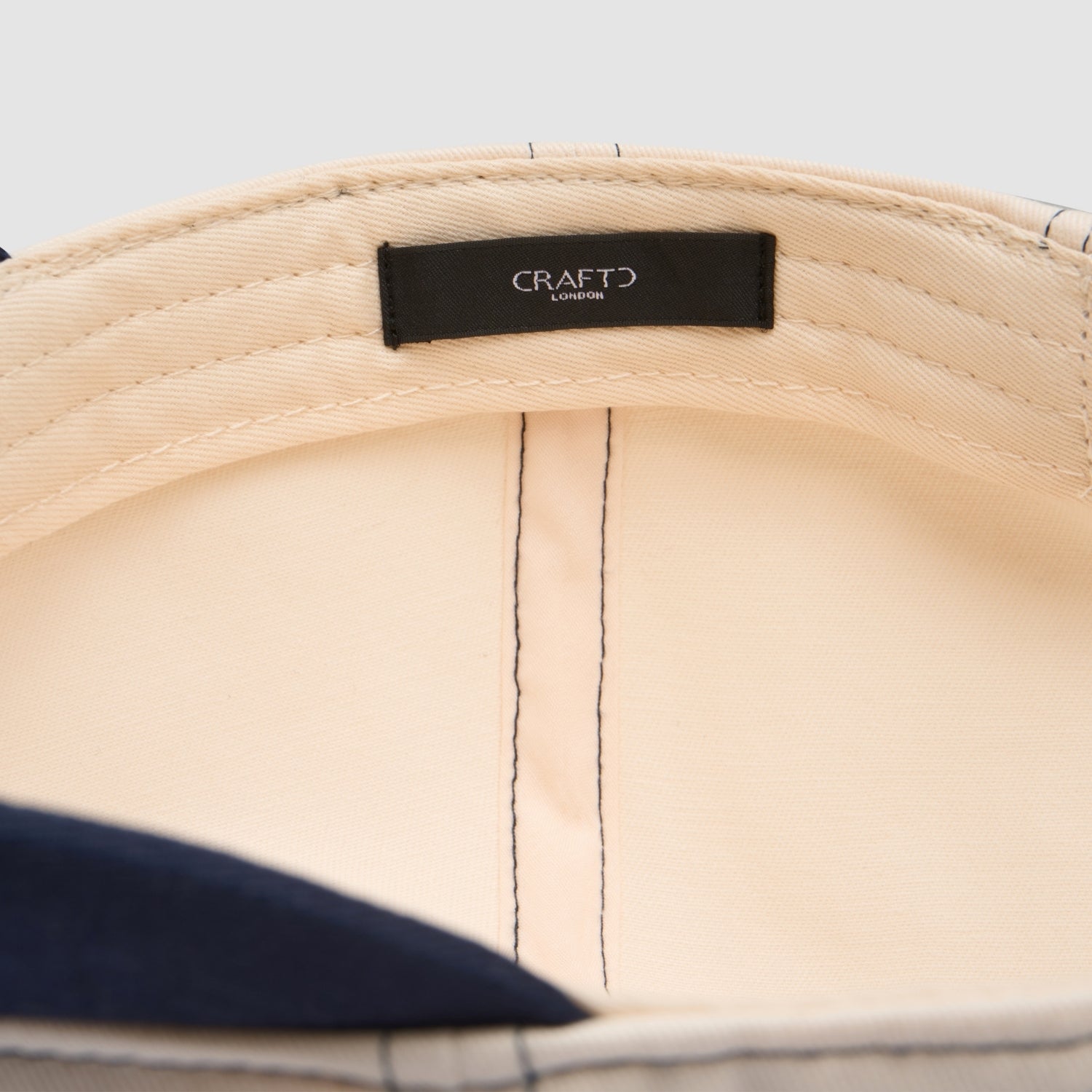 Gentlemen's Club Cap (Cream/Navy)