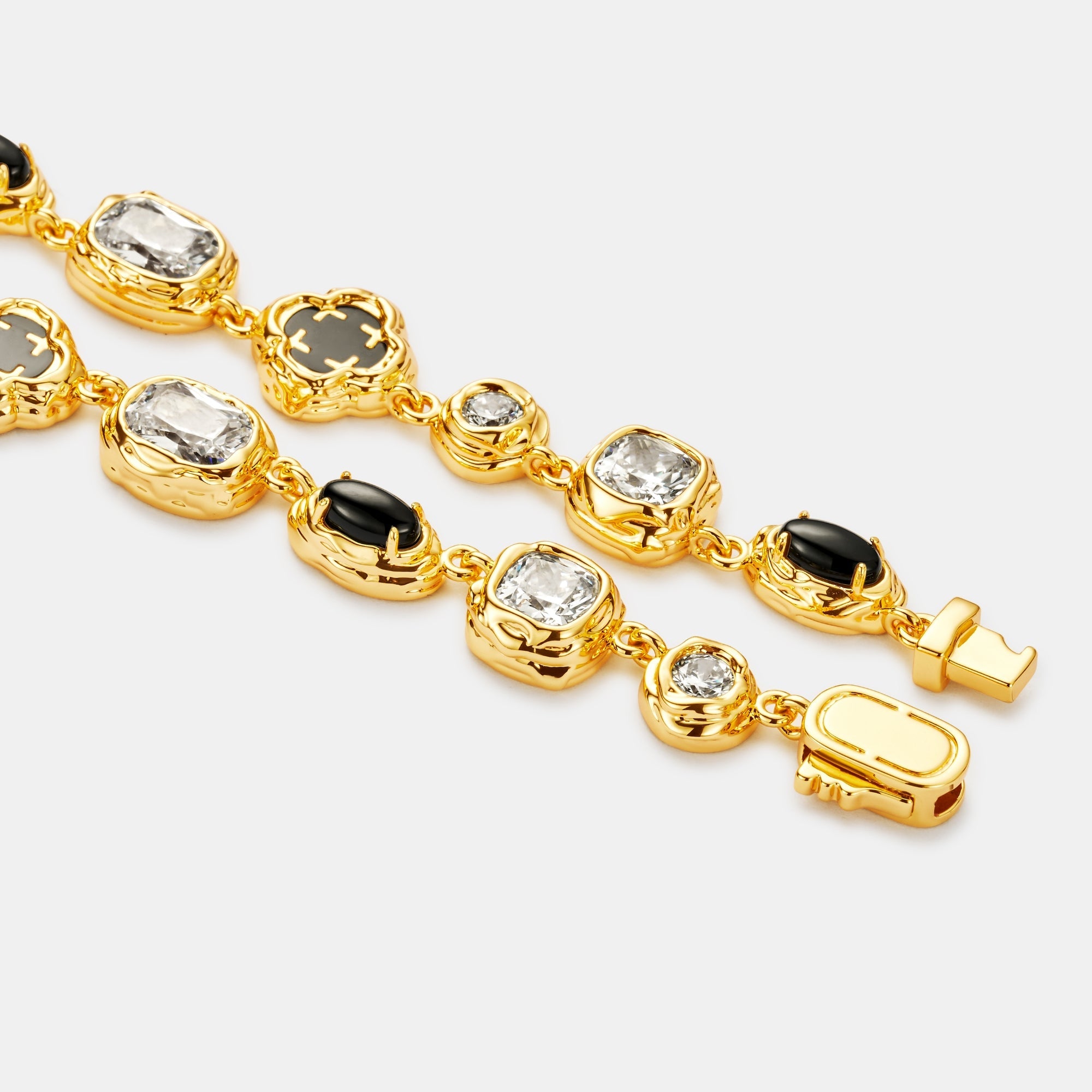 Melted Onyx Gemstone Bracelet (Gold)
