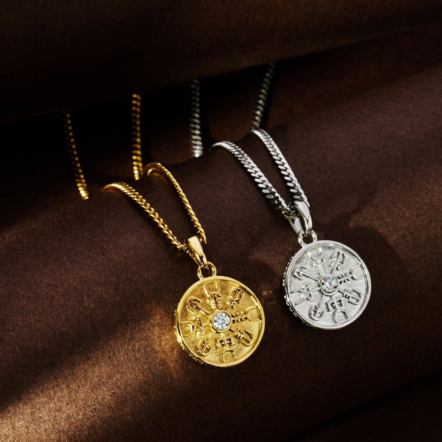 Nordic Compass (Gold)