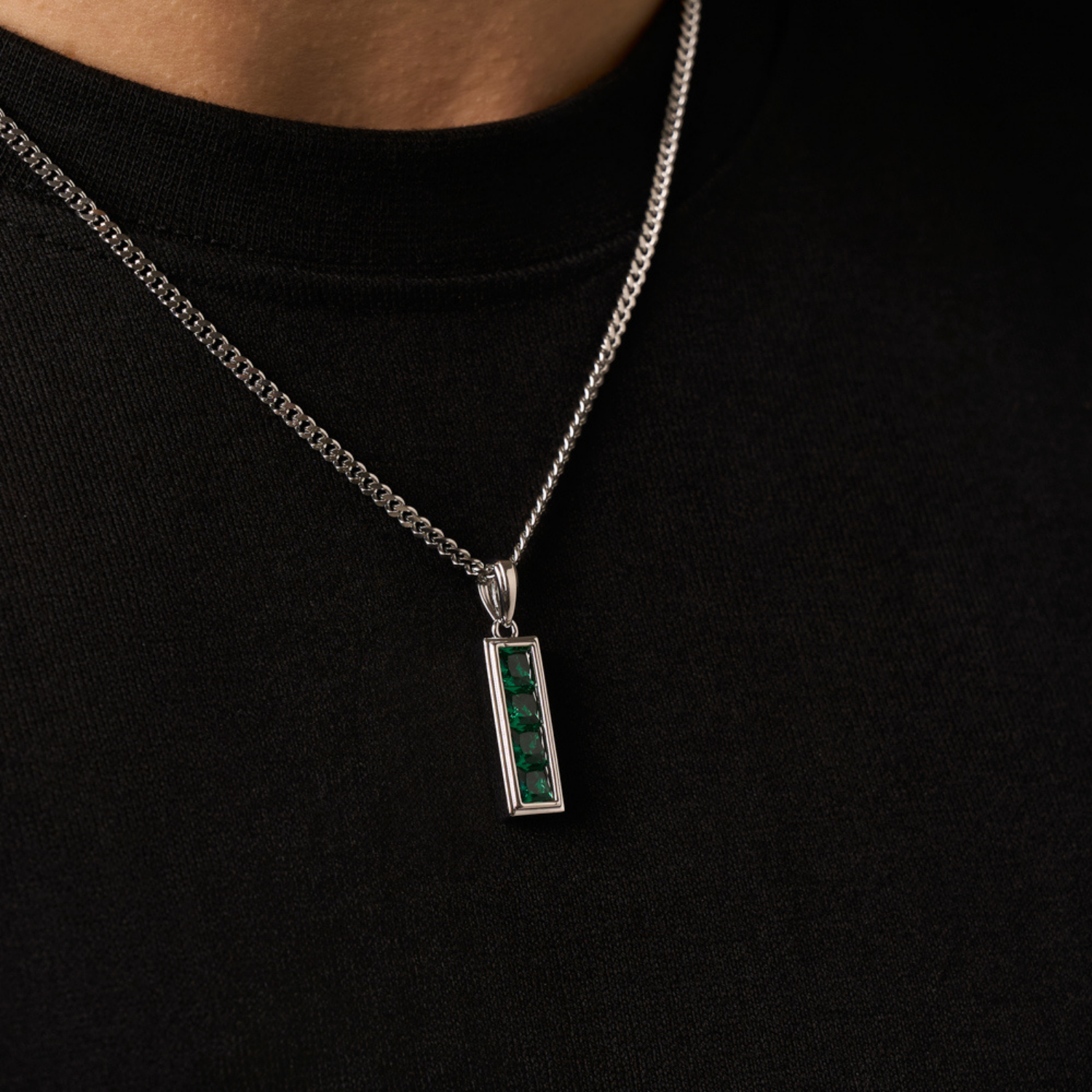 Emerald Stone Totem (Silver)