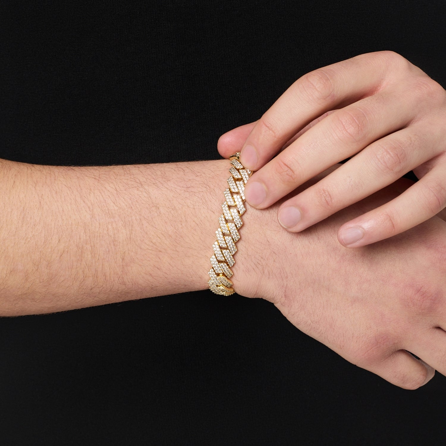 Prong Link Iced Cuban Armband (Gold) 12mm