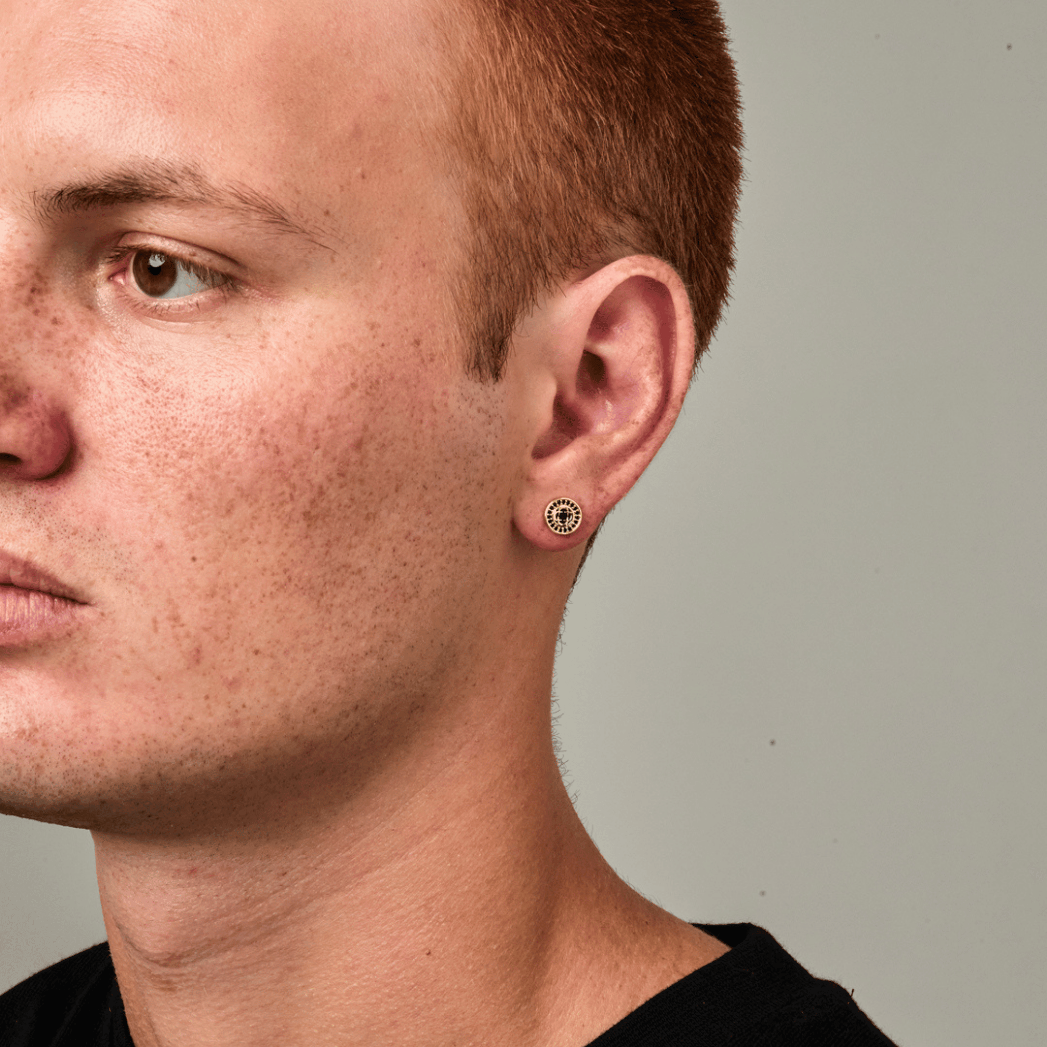 Onyx Clover Stud Earring (Gold)