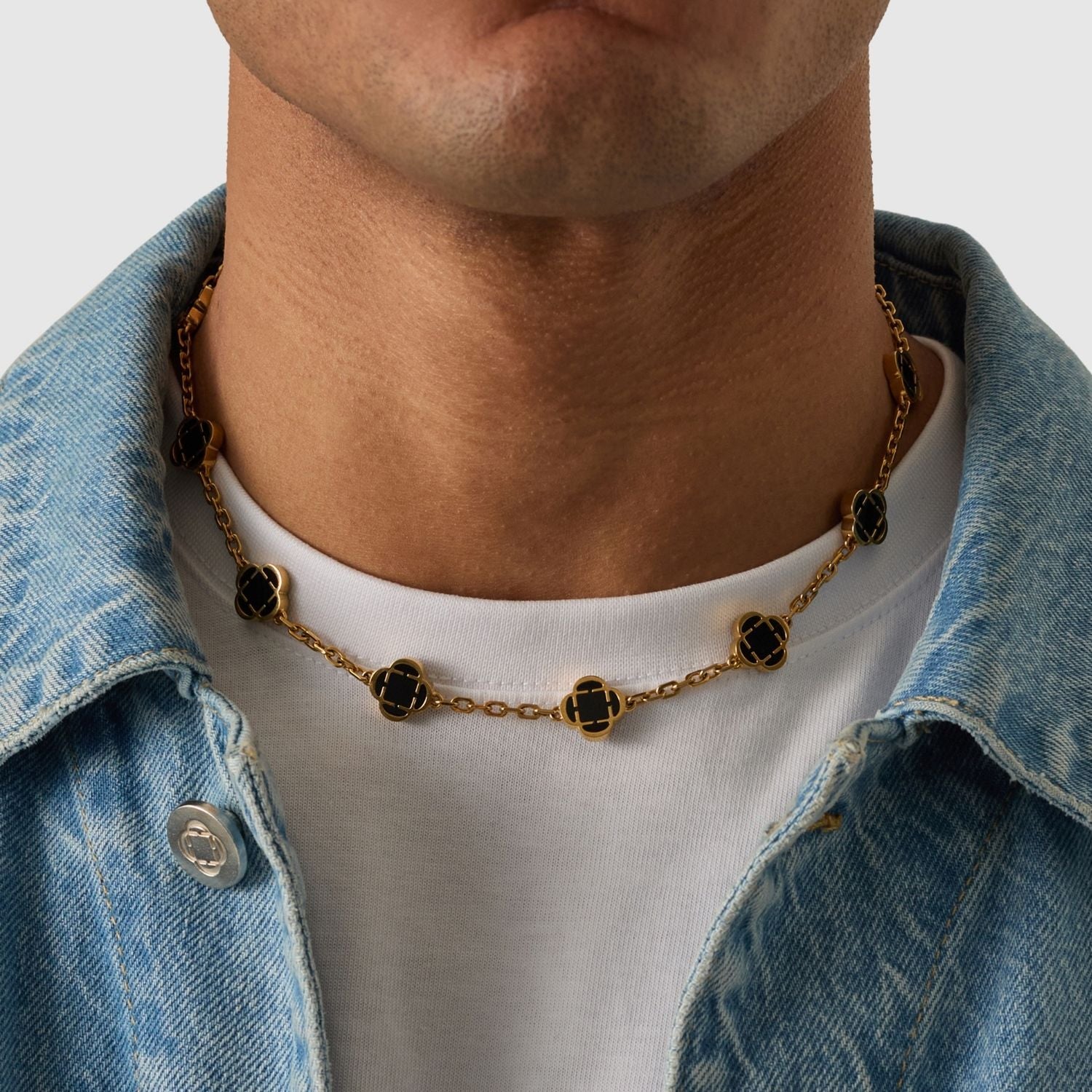 Collier en pierre de trèfle en onyx (or)