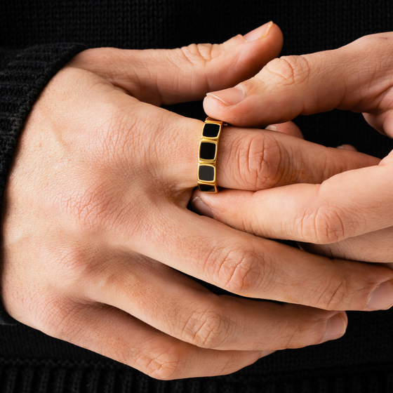 Onyx-Ring (Gold)