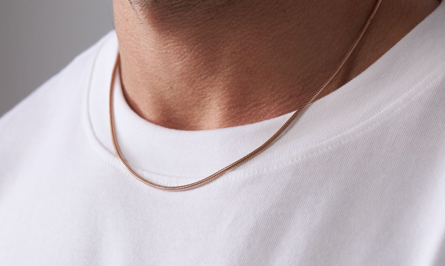 What Is a Snake Chain? The Chain With No Links