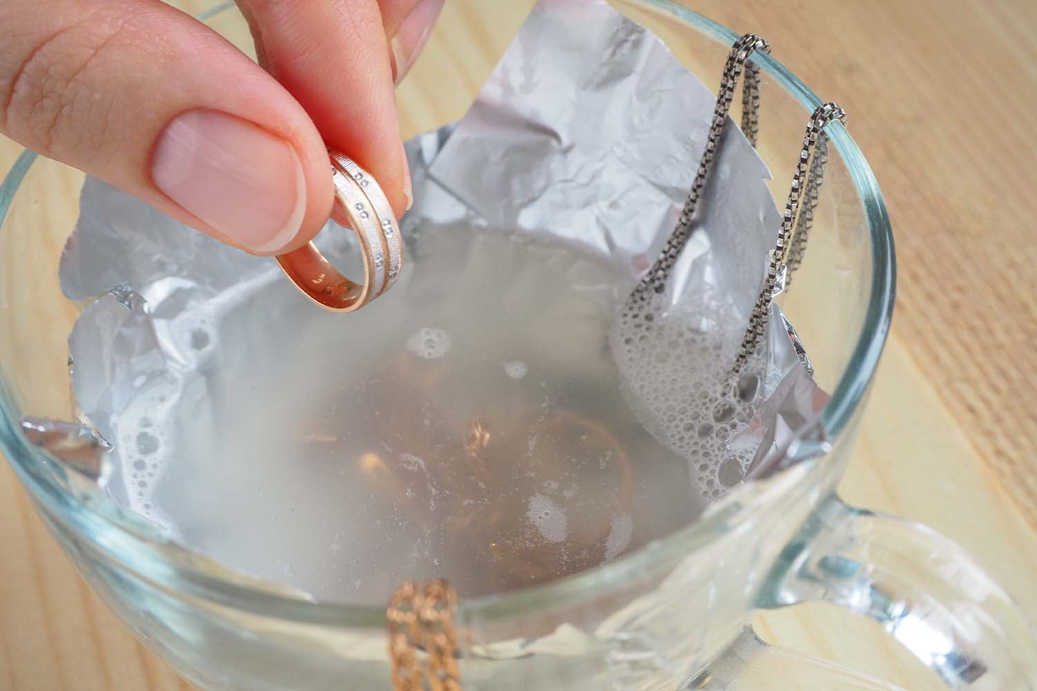 The Easiest Way on How To Clean Your Jewelry