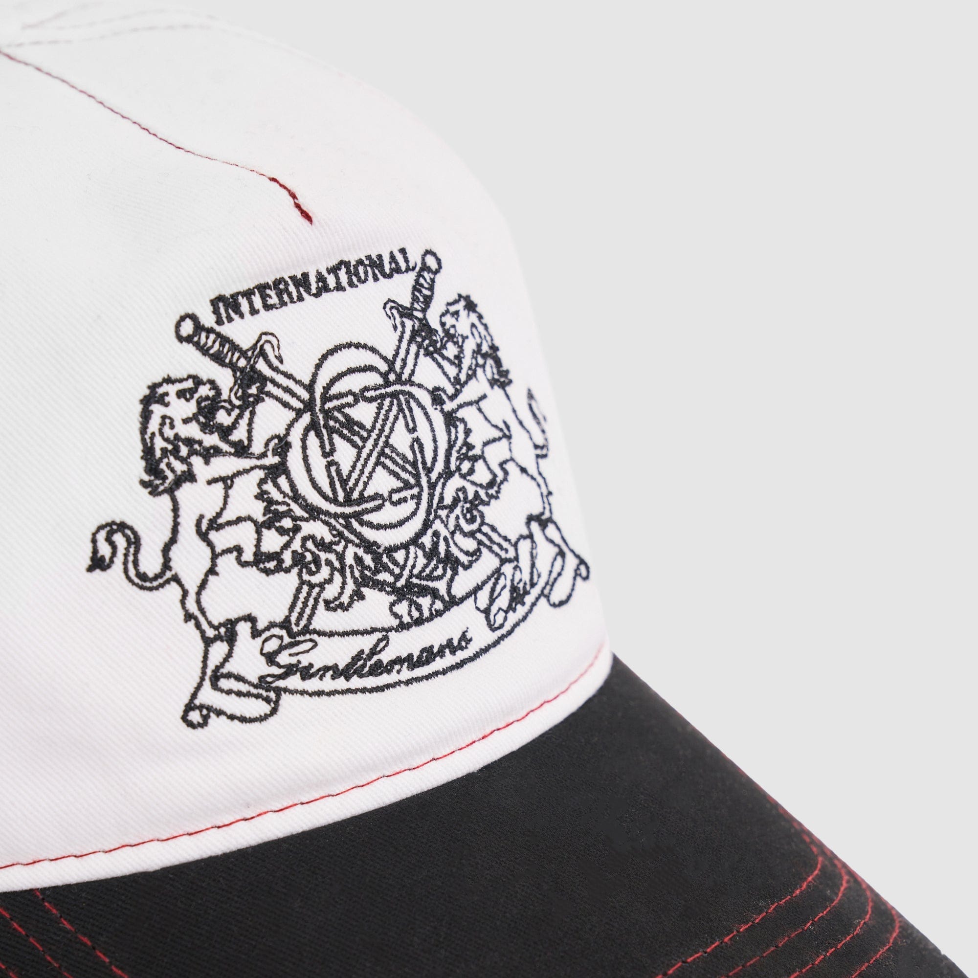 送料関税込【CRAFTD London】Gentlemen's Club Cap (6色) 国内発 Gentlemen's Club Cap (White/Black)