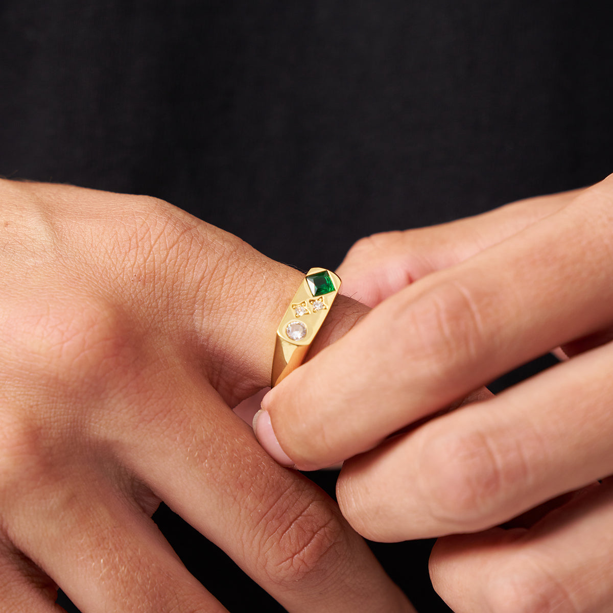 Vintage Stone Signet Ring (Gold)