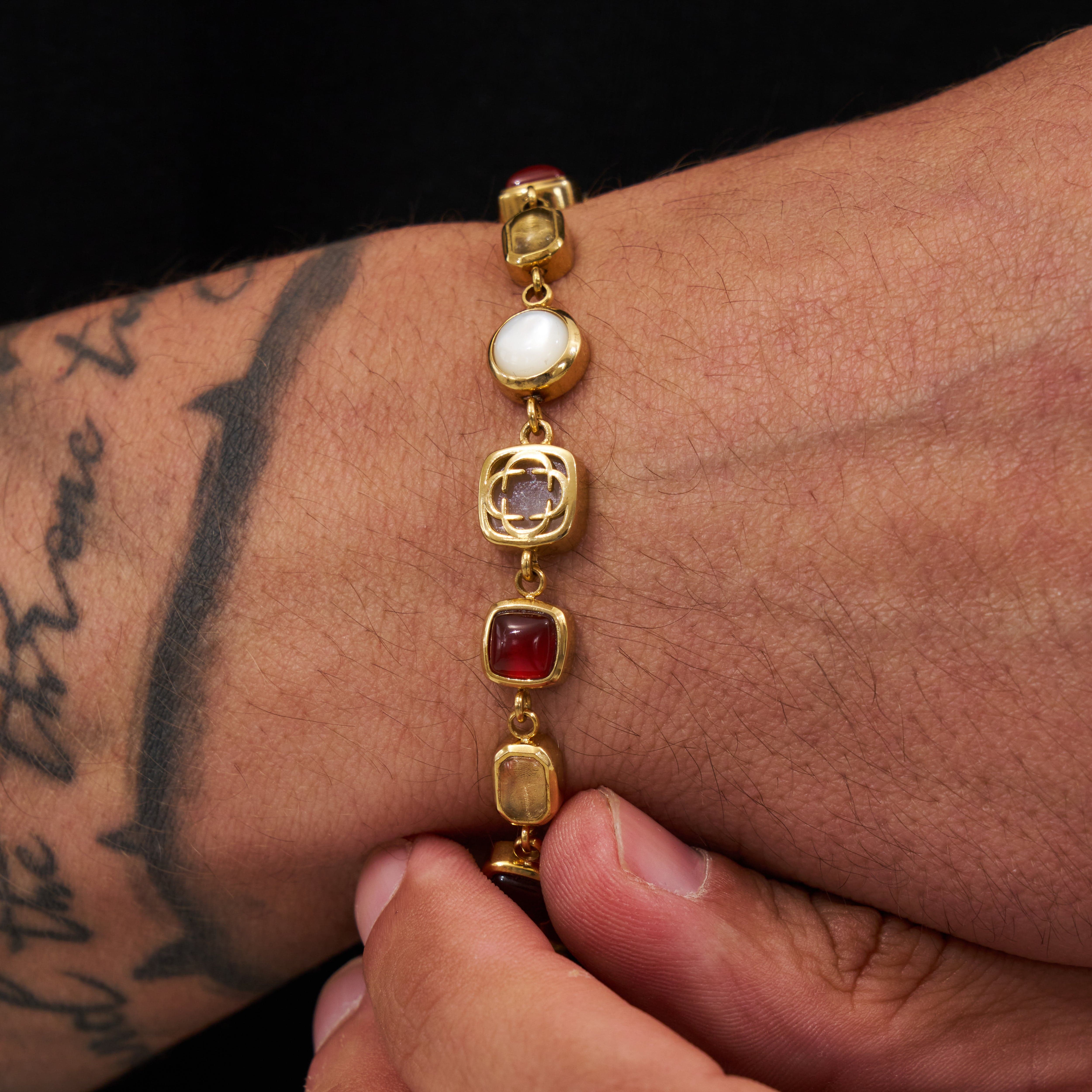 CRAFTDLondon クラフトロンドン RED CRYSTAL GEMSTONE BRACELET Red Crystal Gemstone Bracelet (Gold)