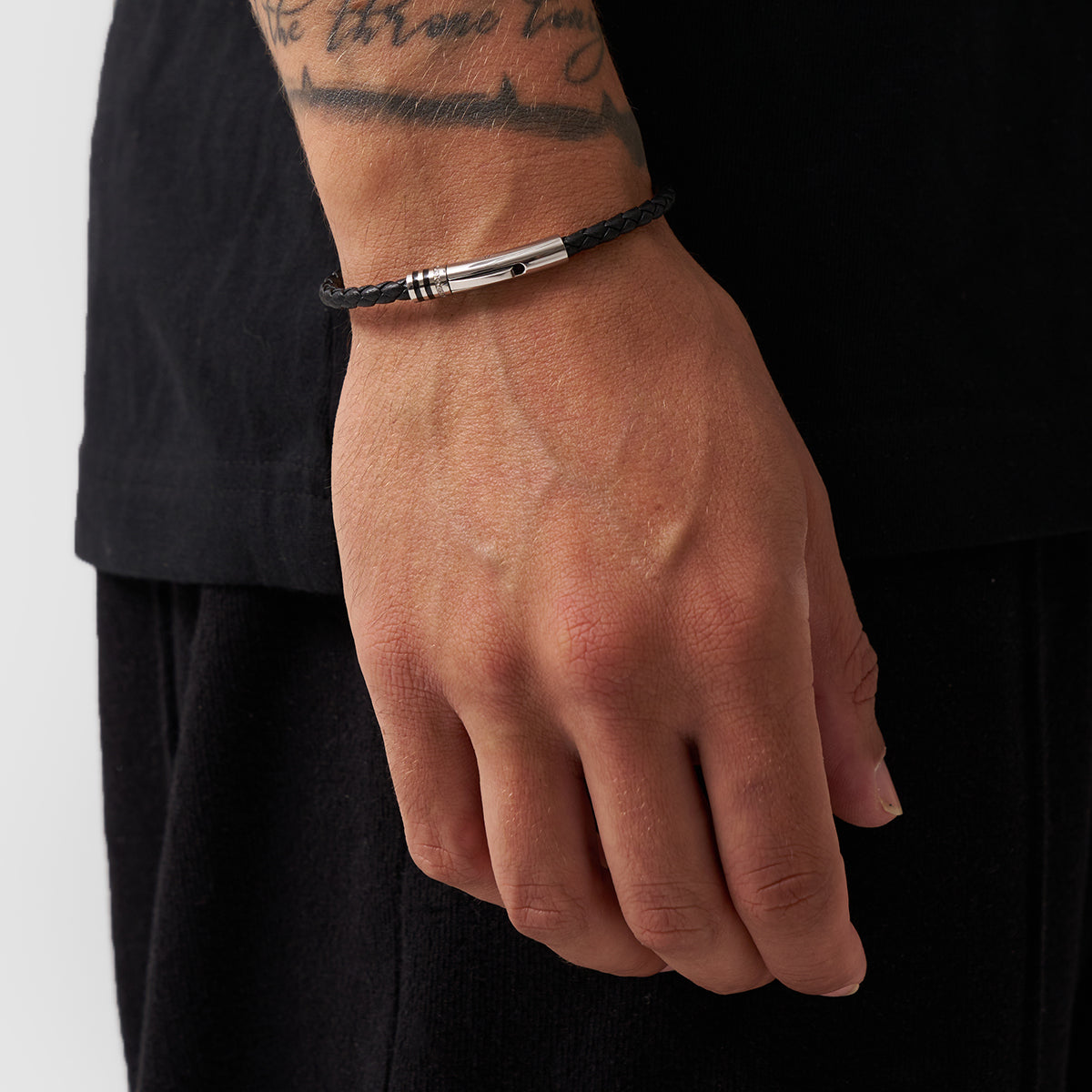 CRAFTDLondon クラフトロンドン Black Leather Bracelet Men's Black Leather Rope Bracelet (Gold)