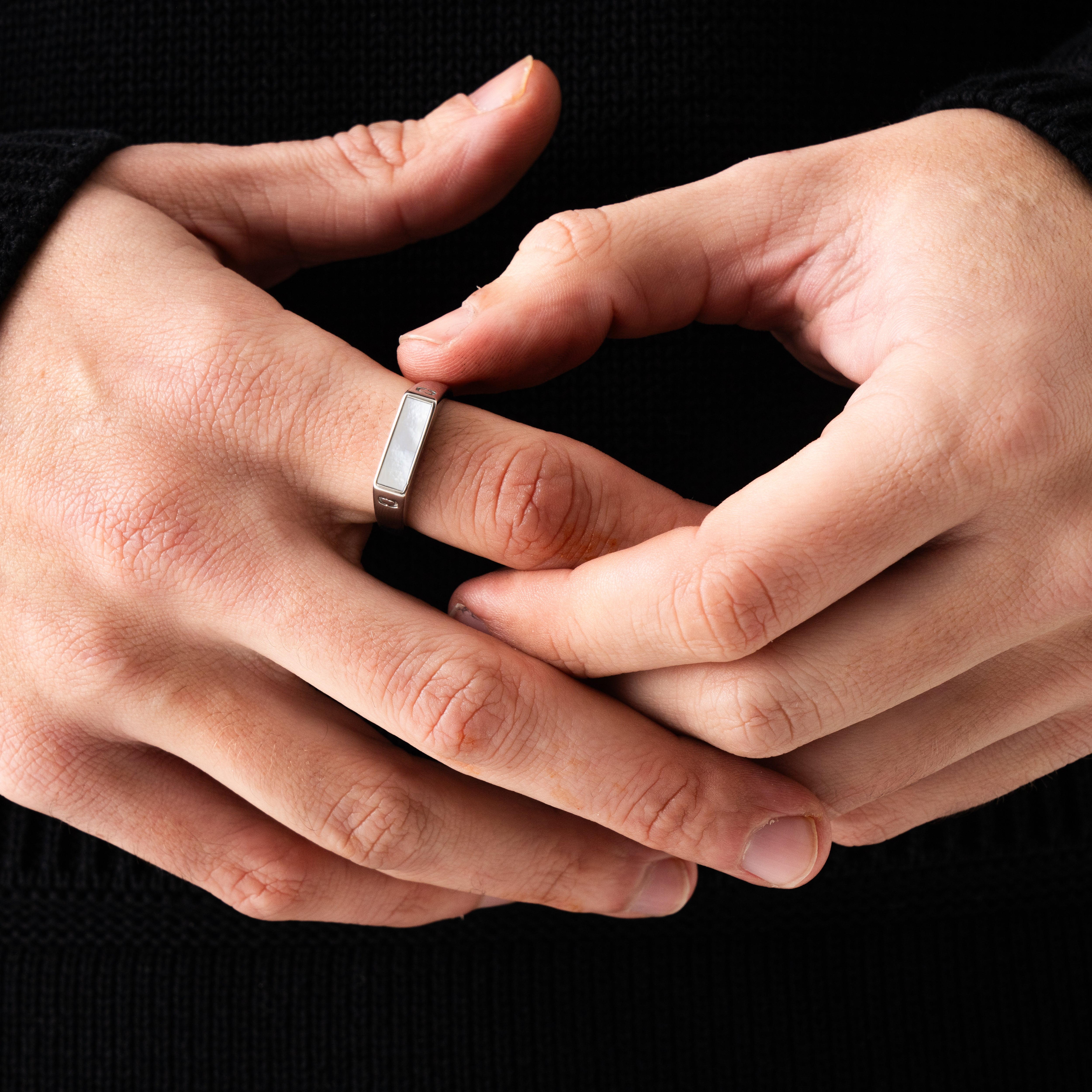 White Rectangle Stone Signet Ring (Silver)