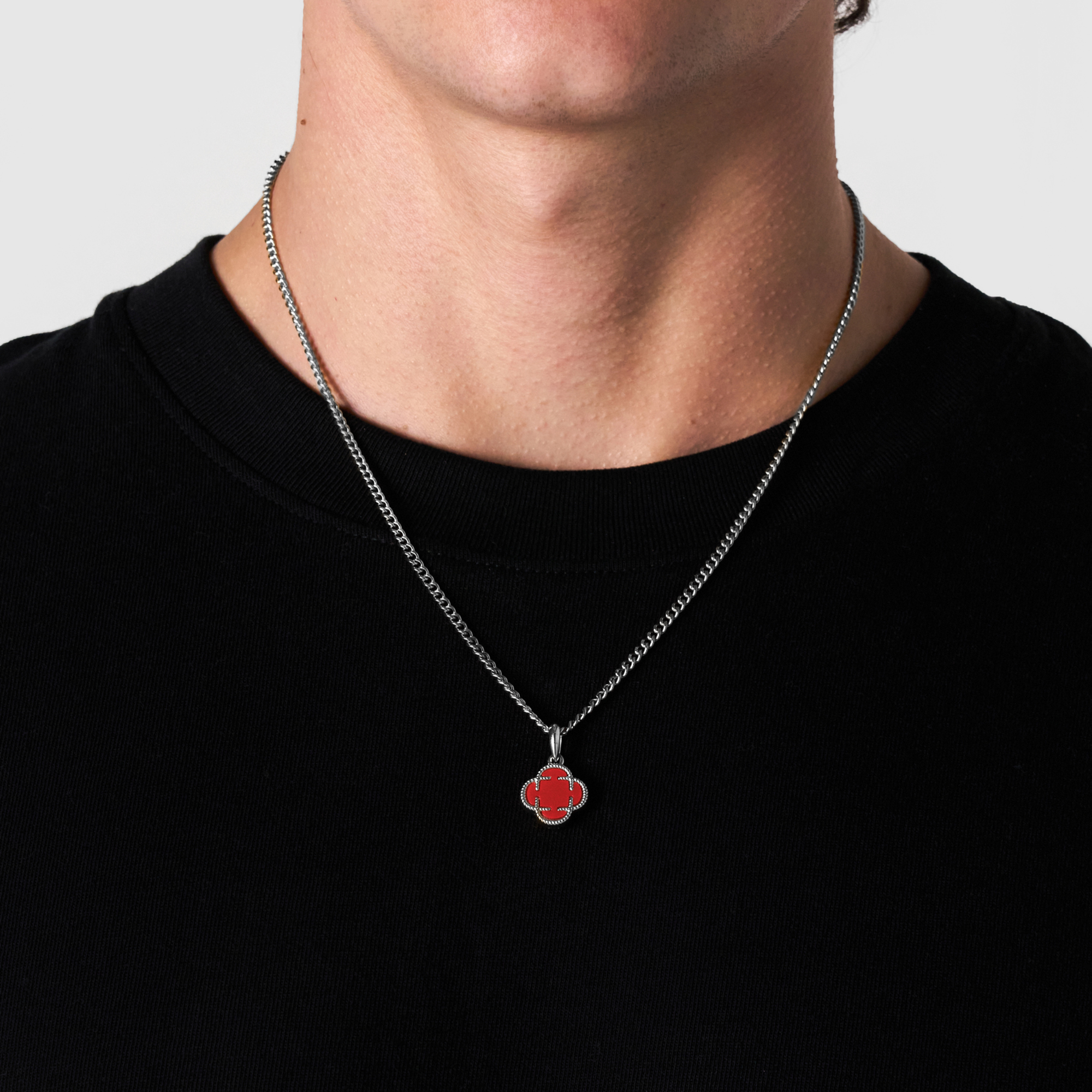 Pendentif en pierre de trèfle rouge (argent)