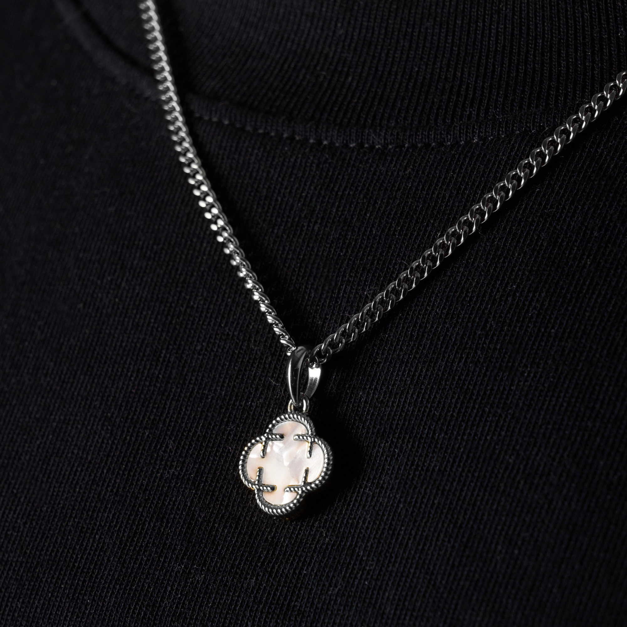 White Clover Stone Pendant (Silver)