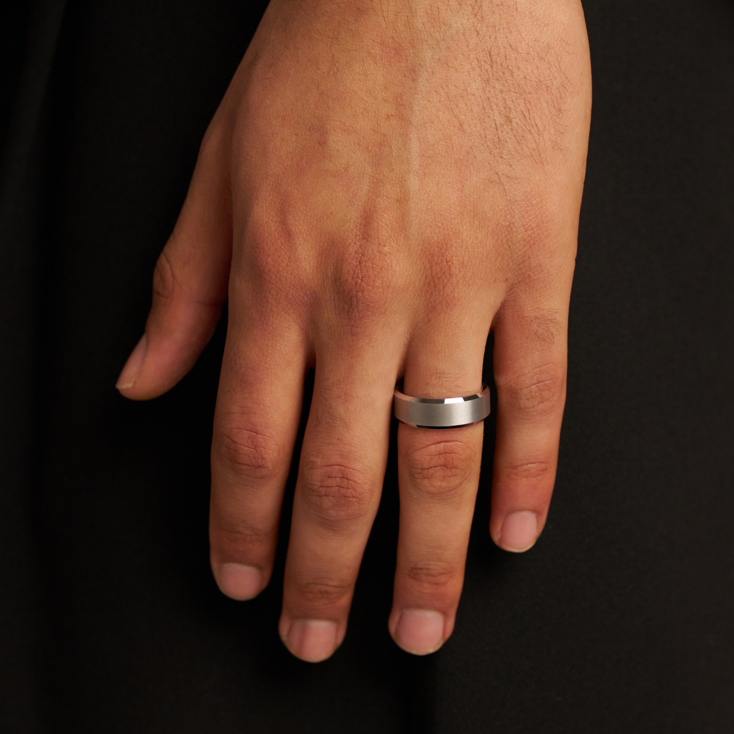 Bevelled Wedding Ring (Silver) 8mm