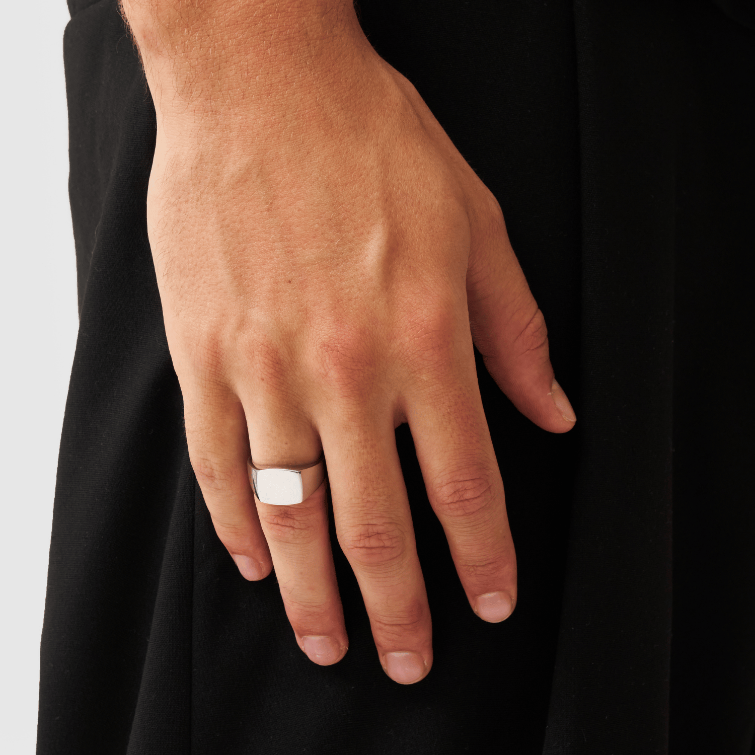 送税込【CRAFTD London】SQUARED STONE SIGNET RING 指輪☆(2色) Square Signet Ring (Silver)