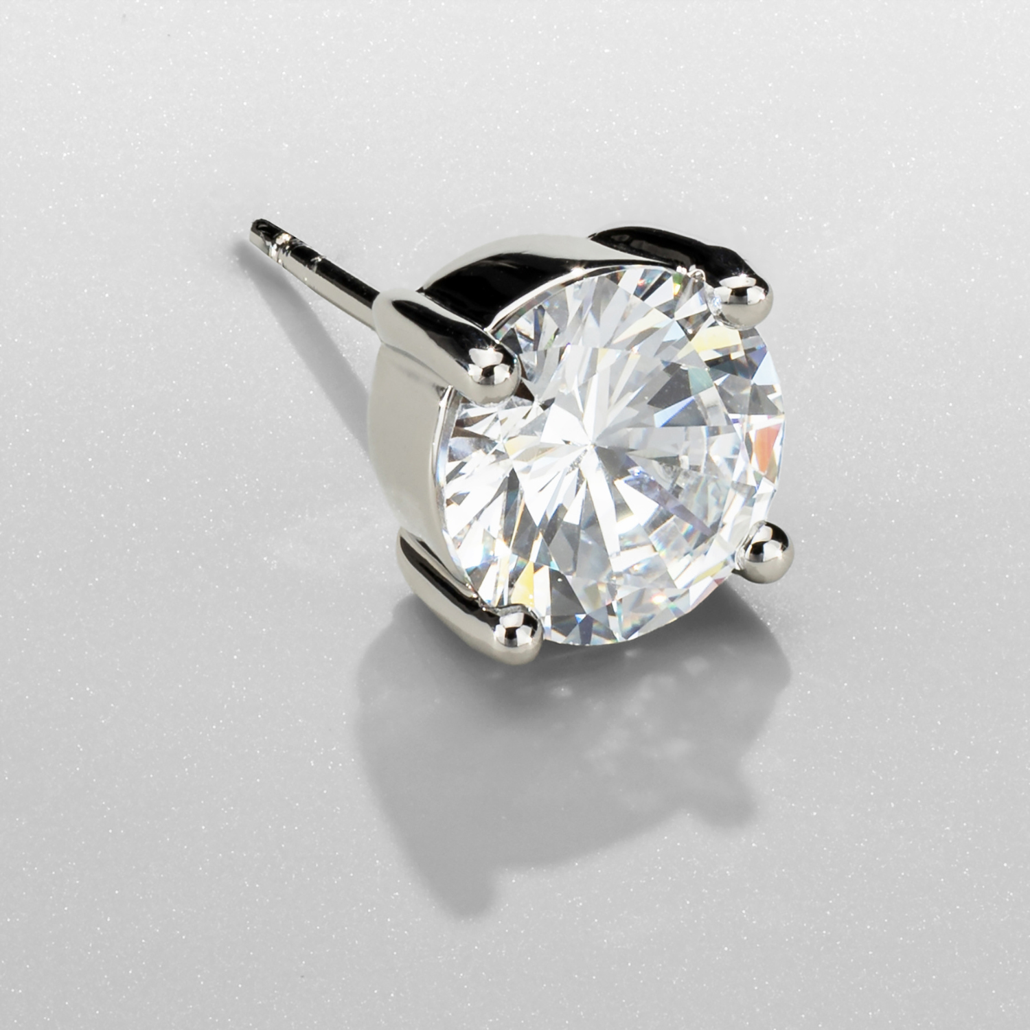 CRAFTDLondon クラフトロンドン ROUND DIAMOND STUD EARRING Round Diamond Stud Earring (Silver)