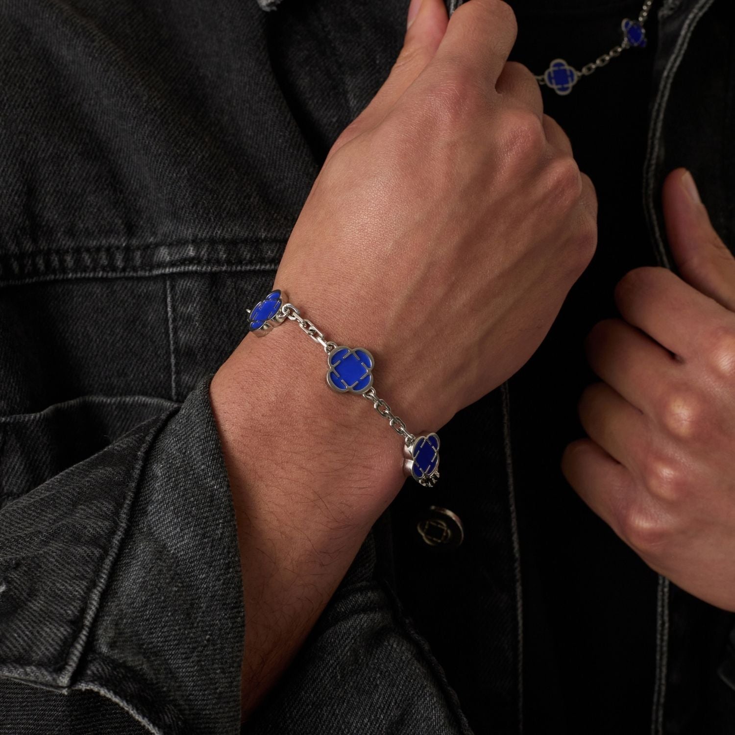 Blue Clover Stone Bracelet (Silver) Blue Clover Stone Bracelet (Silver)