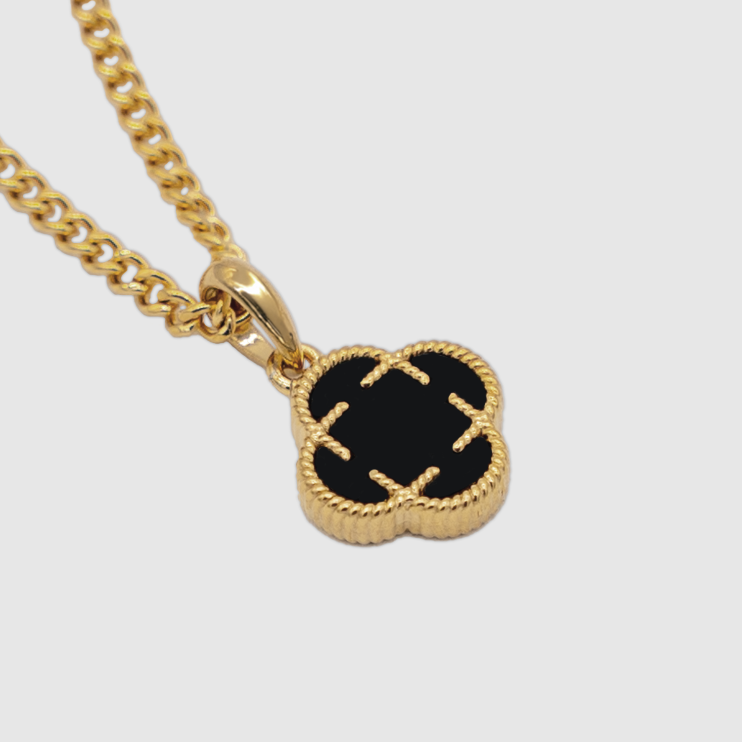 Onyx Clover Stone Pendant (Gold)