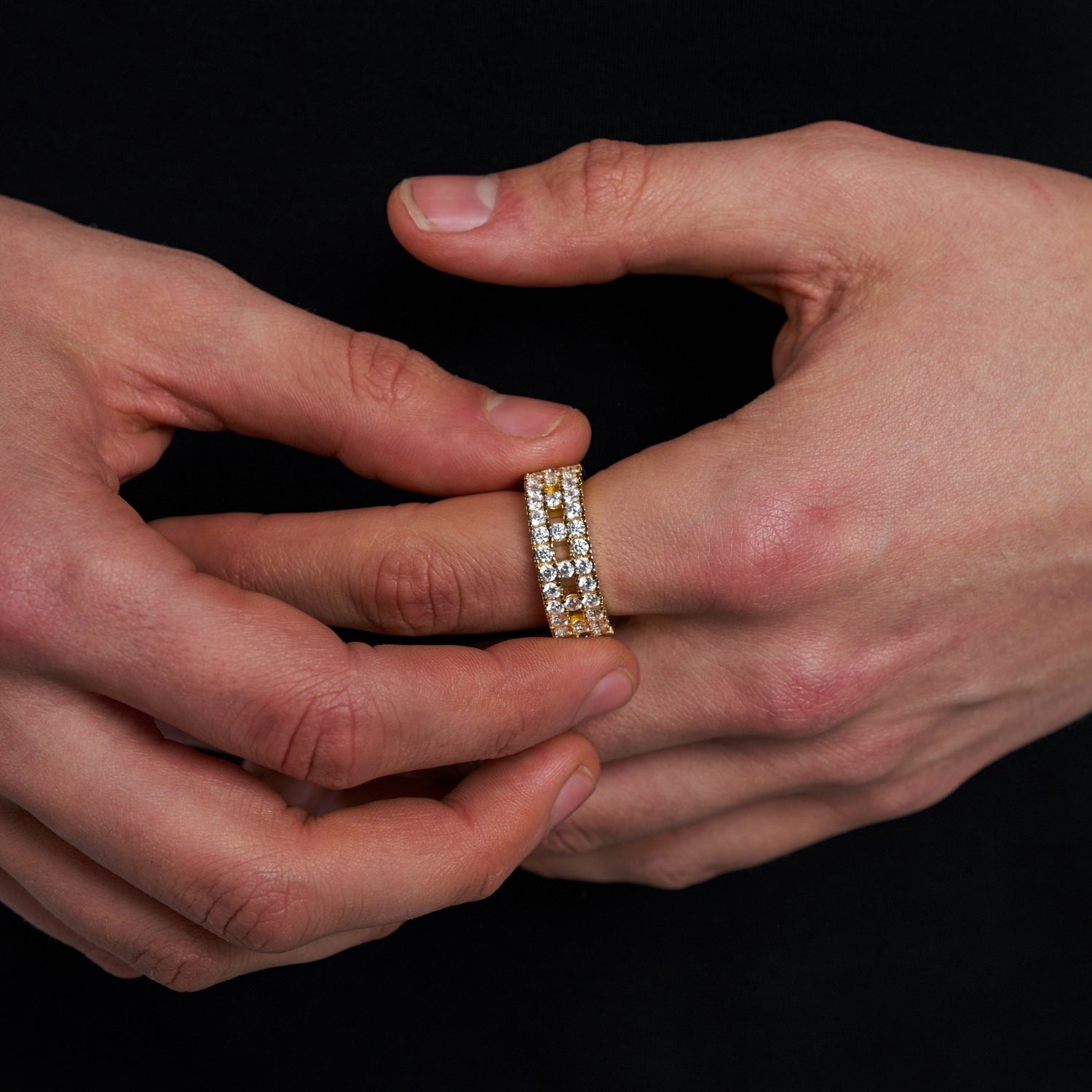 Titanbandring (Gold)