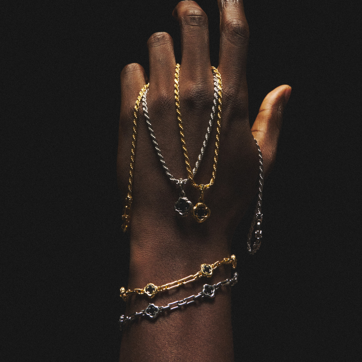 Melted Onyx Clover Stone (Silver) | Sterling Silver