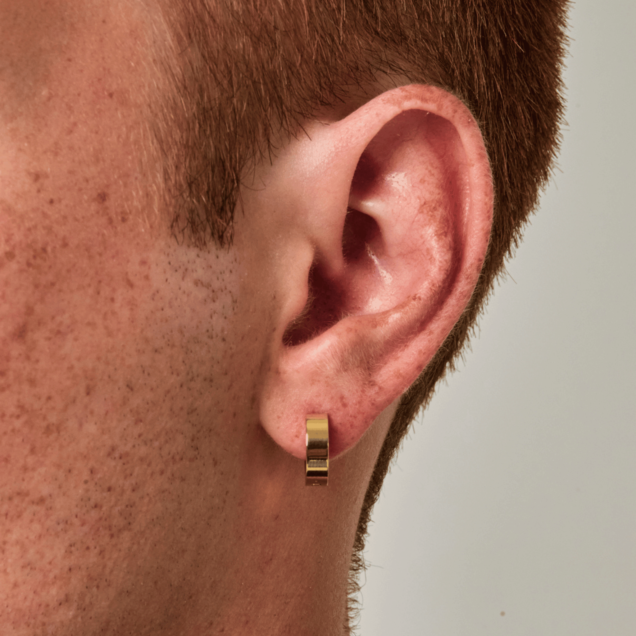 Chunky Hoop Earring (Gold)