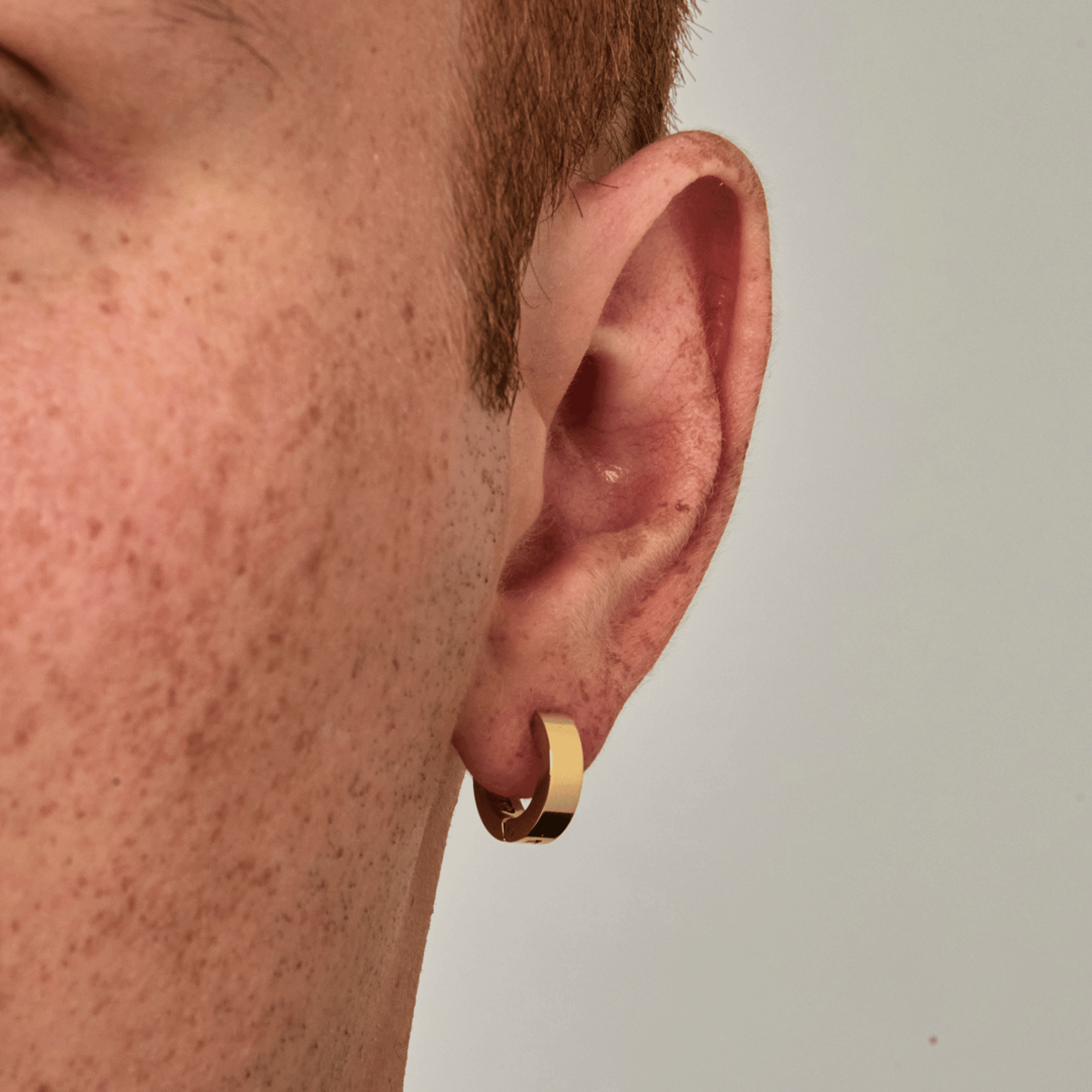 Chunky Hoop Earring (Gold)