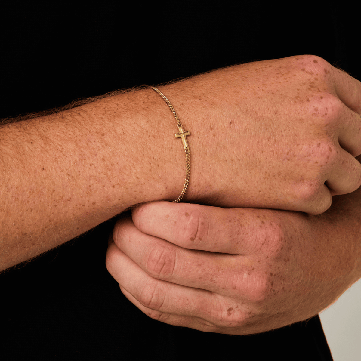Cross Bracelet (Gold) 2mm