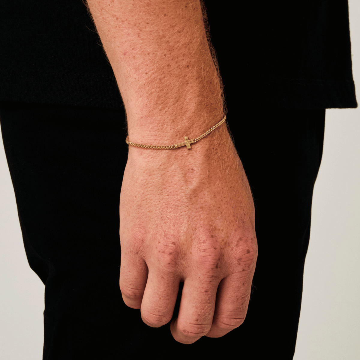 Cross Bracelet (Gold) 2mm