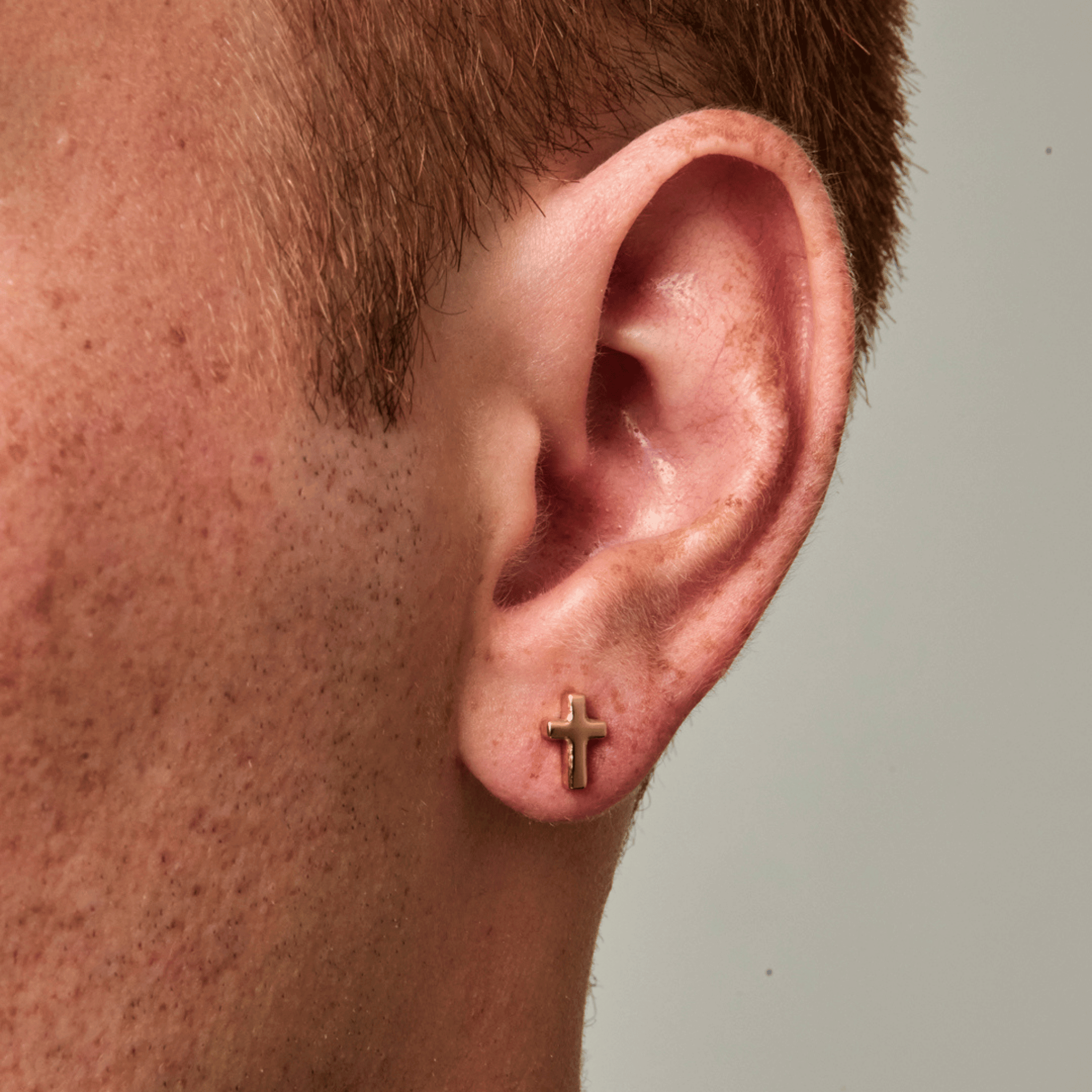 Cross Stud Earring (Gold)
