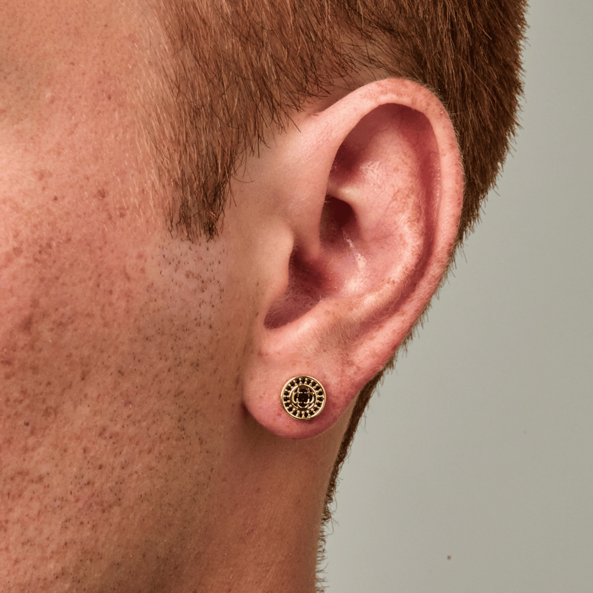 Onyx Clover Stud Earring (Gold)
