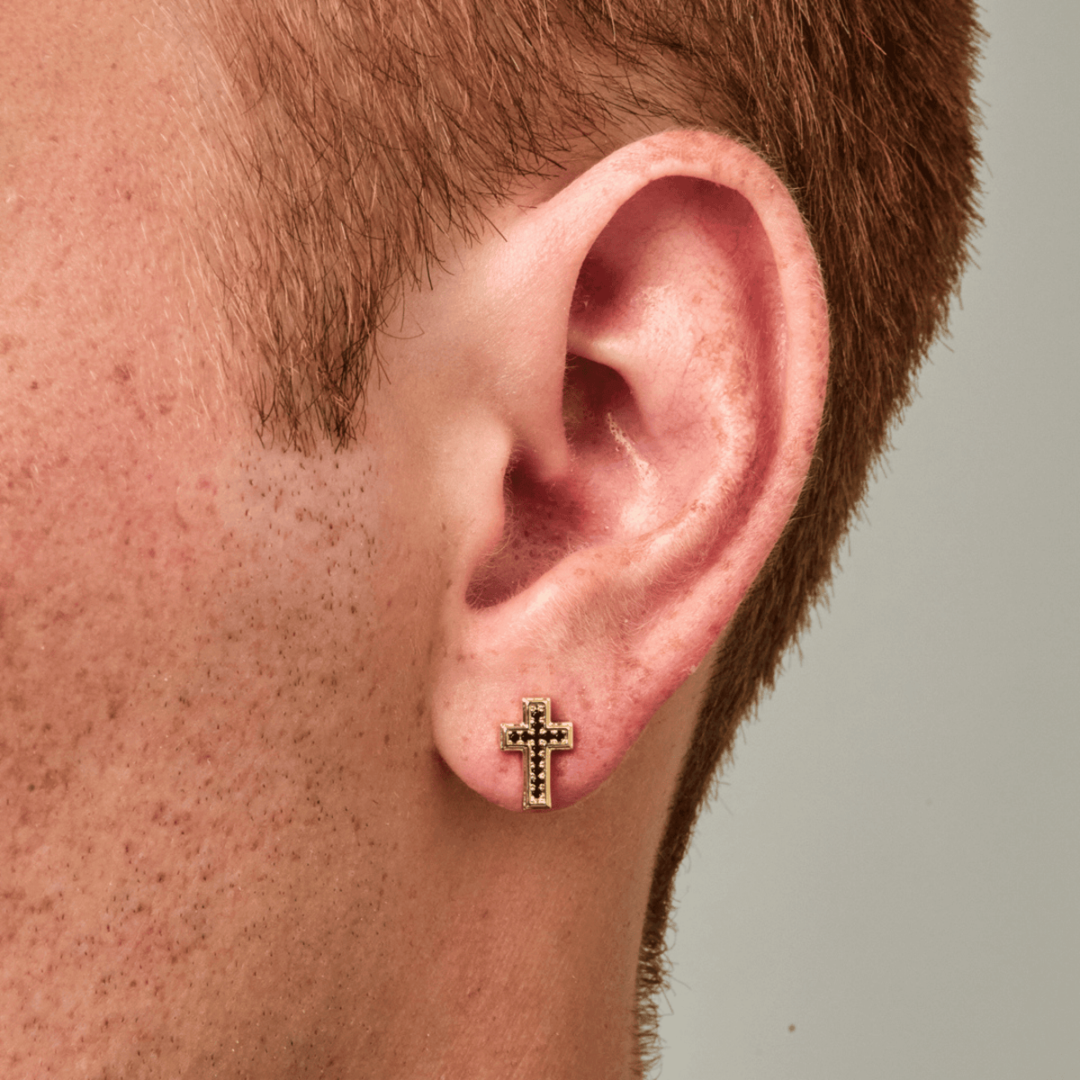 Onyx Cross Stud Earring (Gold)