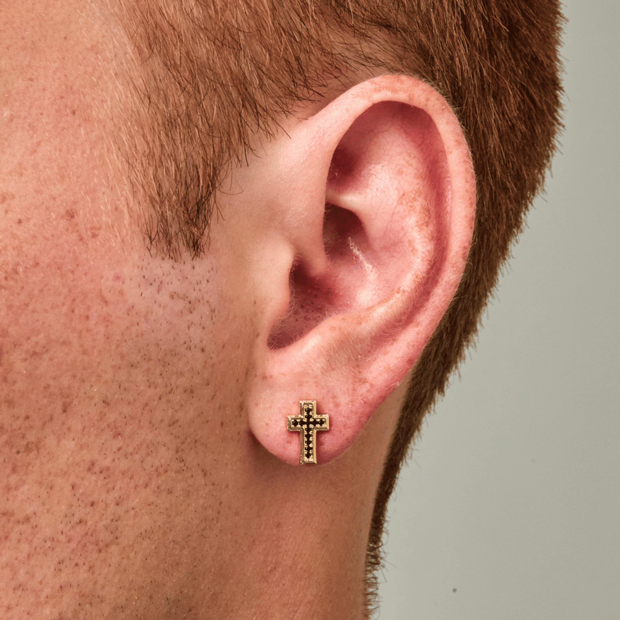 Onyx Cross Stud Earring (Gold)