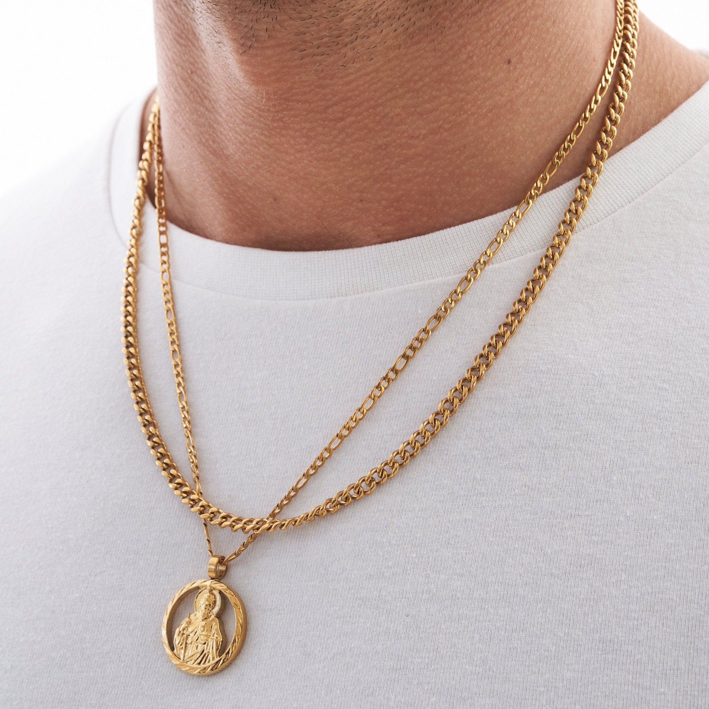 Saint jude hot sale gold pendant