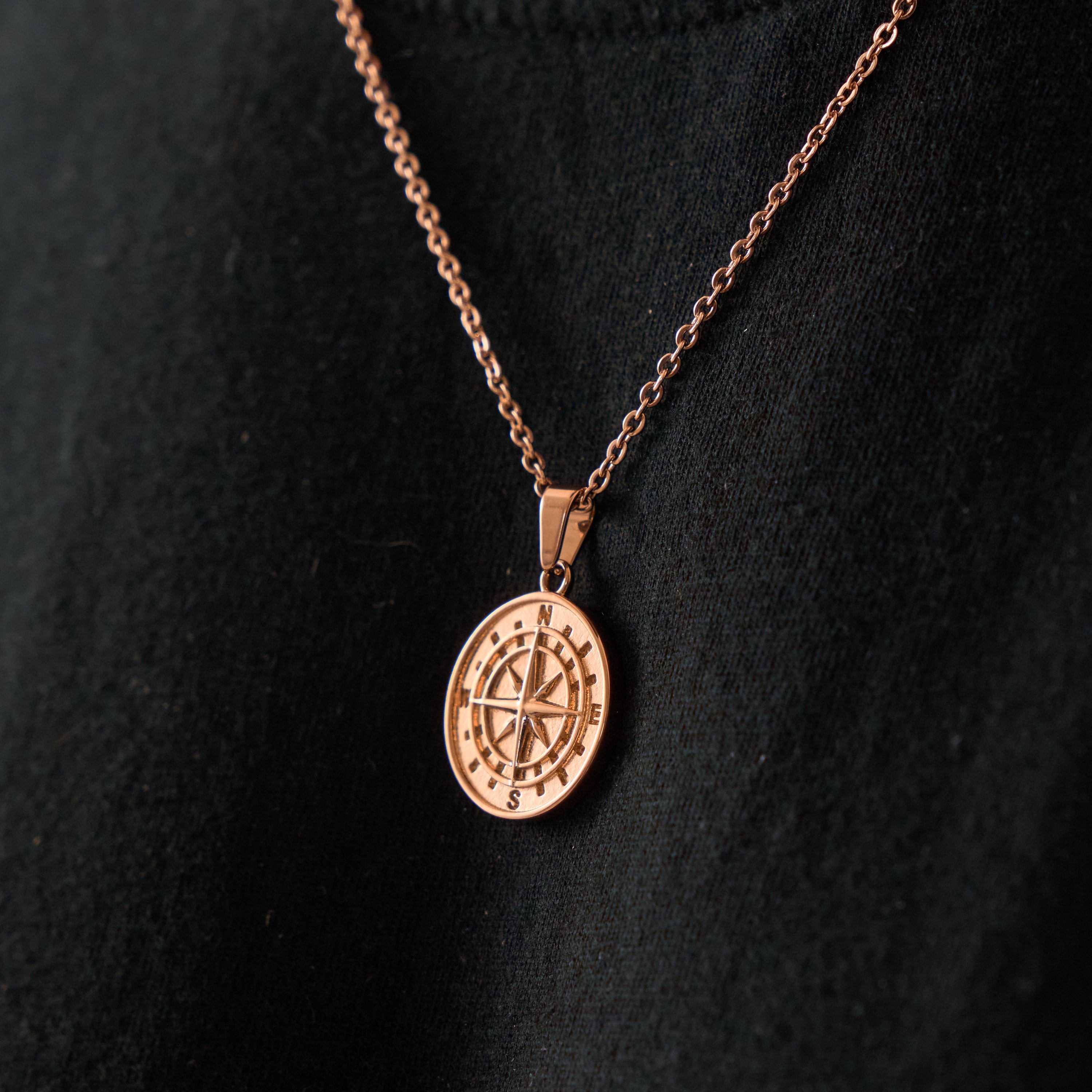 送料関税込【CRAFTD London】Compass Pendant Rose Gold☆国内発 Compass Pendant (Rose Gold)