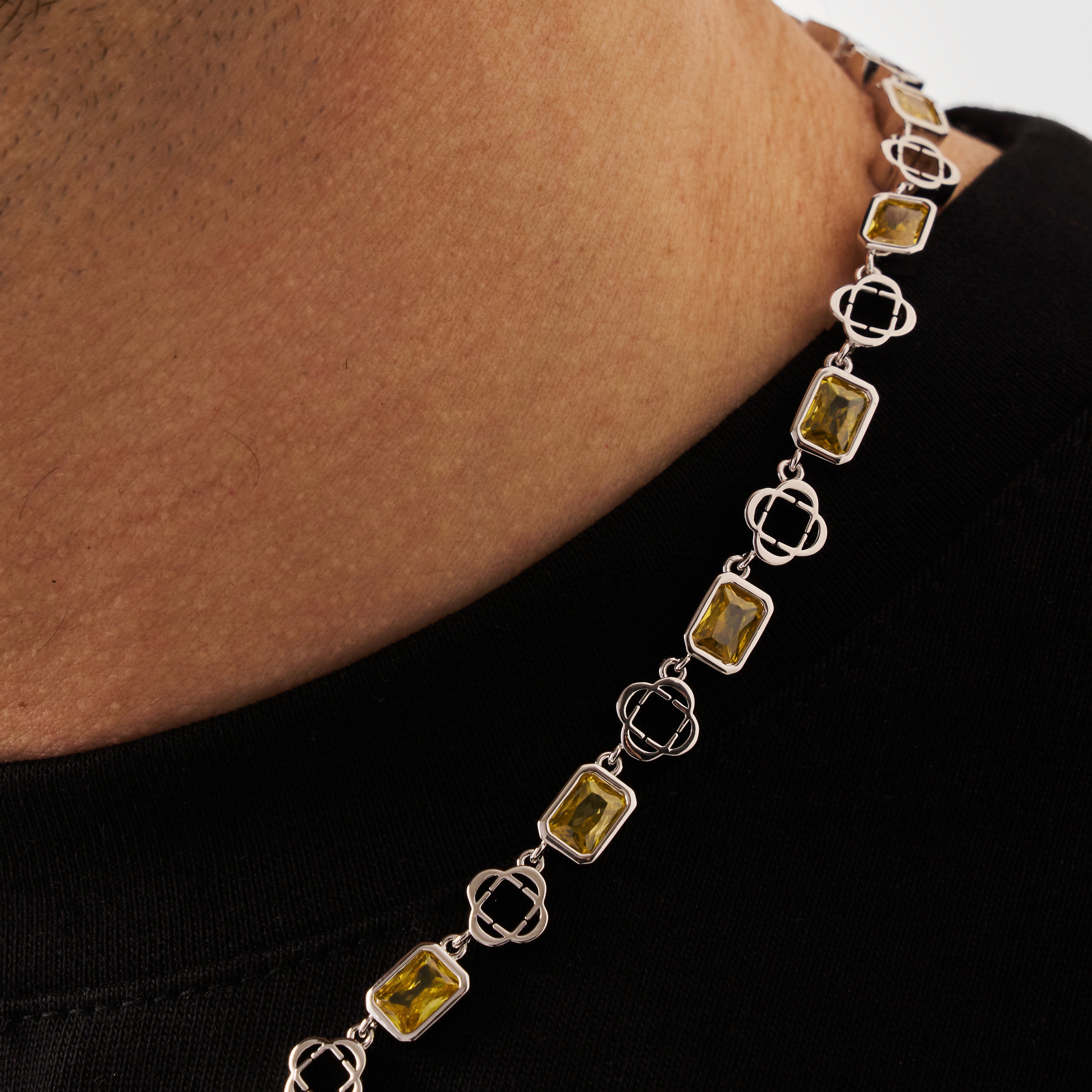 Halskette mit gelbem Edelsteinklee (Silber)