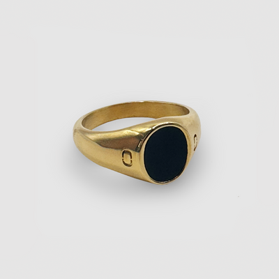 Oval Stone Signet Ring (Gold)