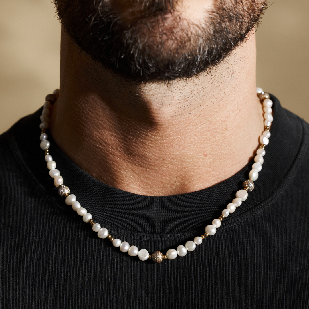 Collier de vraies perles glacées (or)