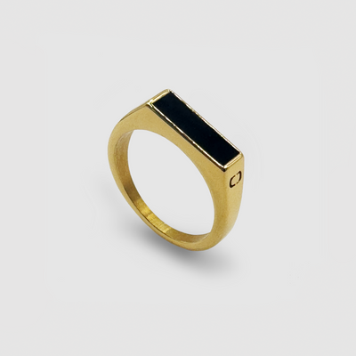 Onyx Rectangle Stone Signet Ring (Gold)