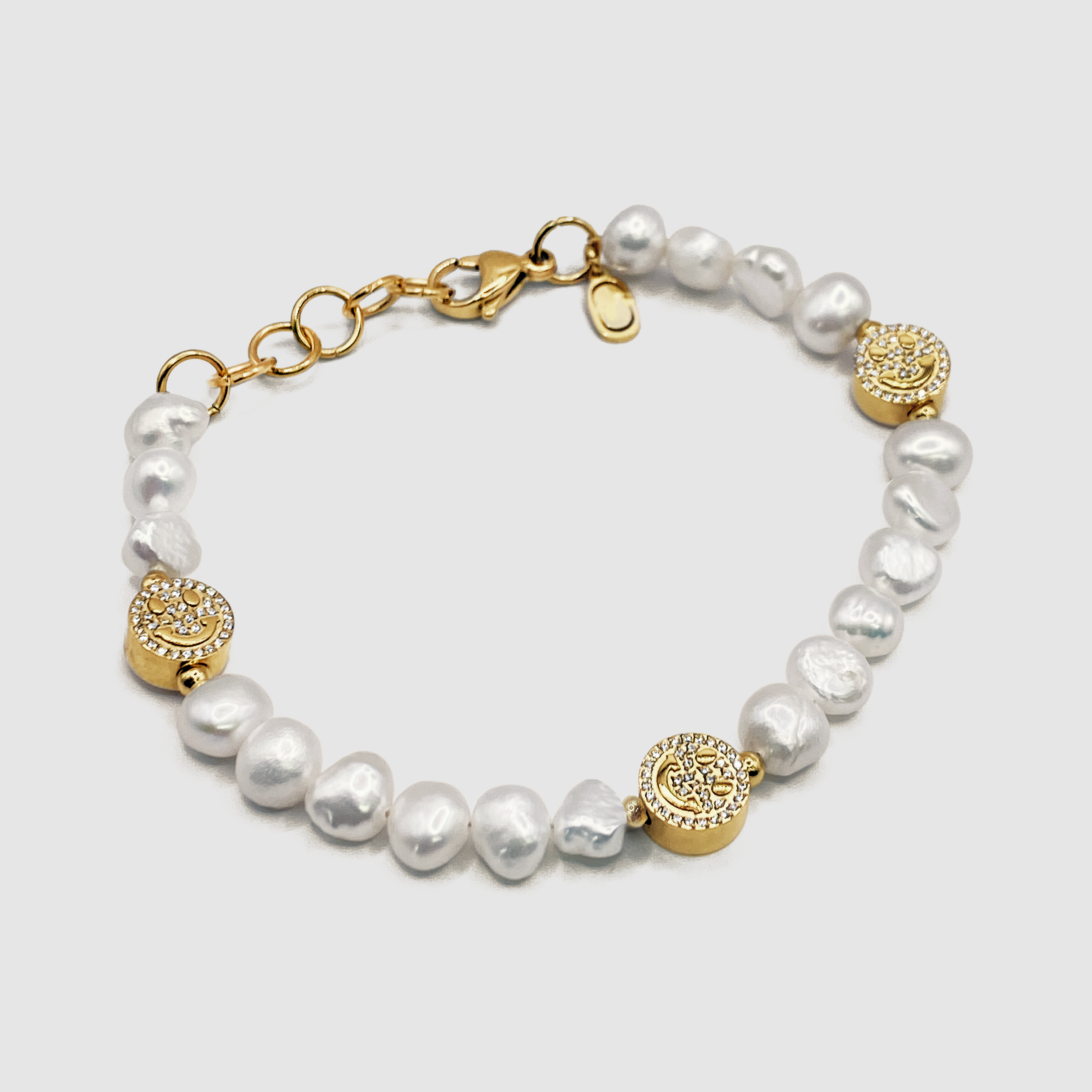 Bracelet en perles véritables Smiley glacé (or)